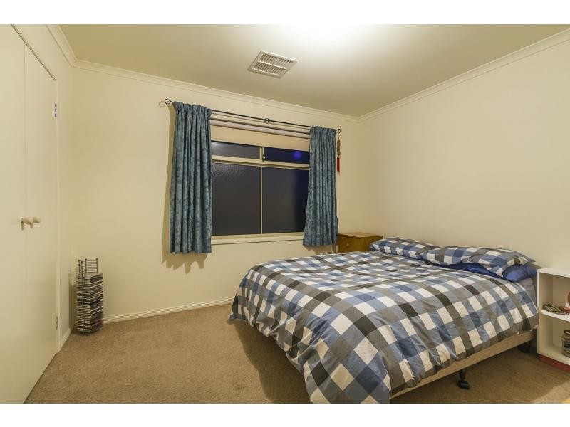 71 Flinders Road, Hillcrest SA 5086