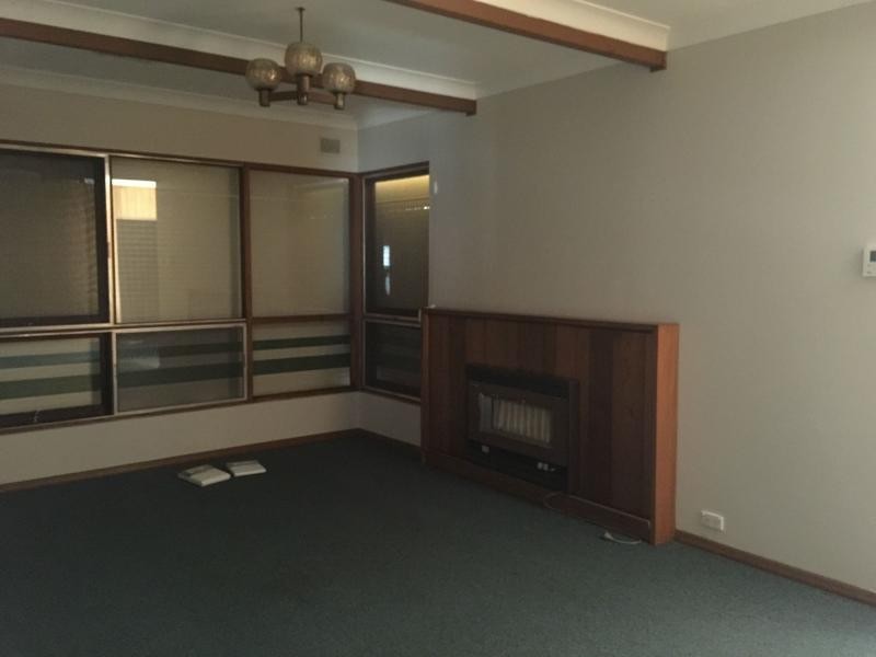 17 Kooline Crescent, Gilles Plains SA 5086