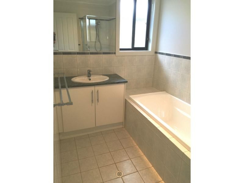 10 Hendry Crescent, Gilles Plains SA 5086