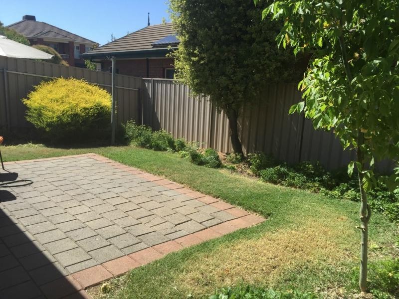 34 Hampton Drive, Oakden SA 5086