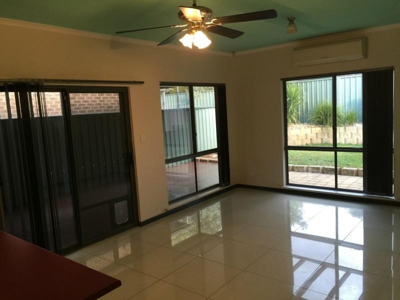 16 Maple Circuit, Mawson Lakes SA 5095