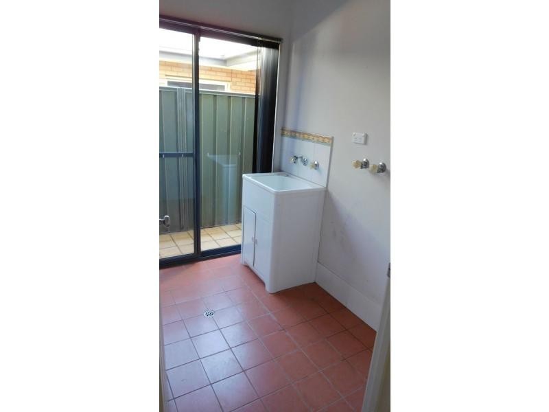 16 Maple Circuit, Mawson Lakes SA 5095