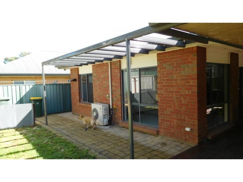 16 Maple Circuit, Mawson Lakes SA 5095