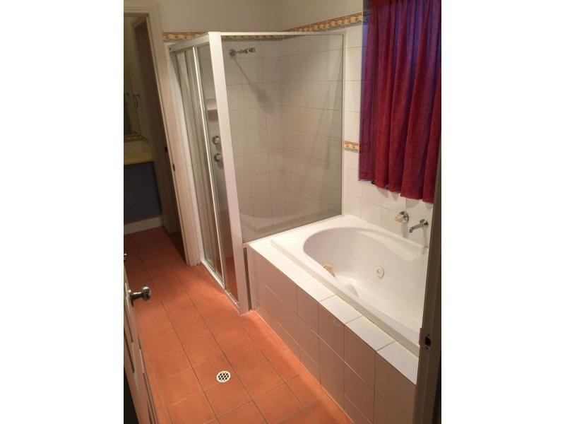 16 Maple Circuit, Mawson Lakes SA 5095