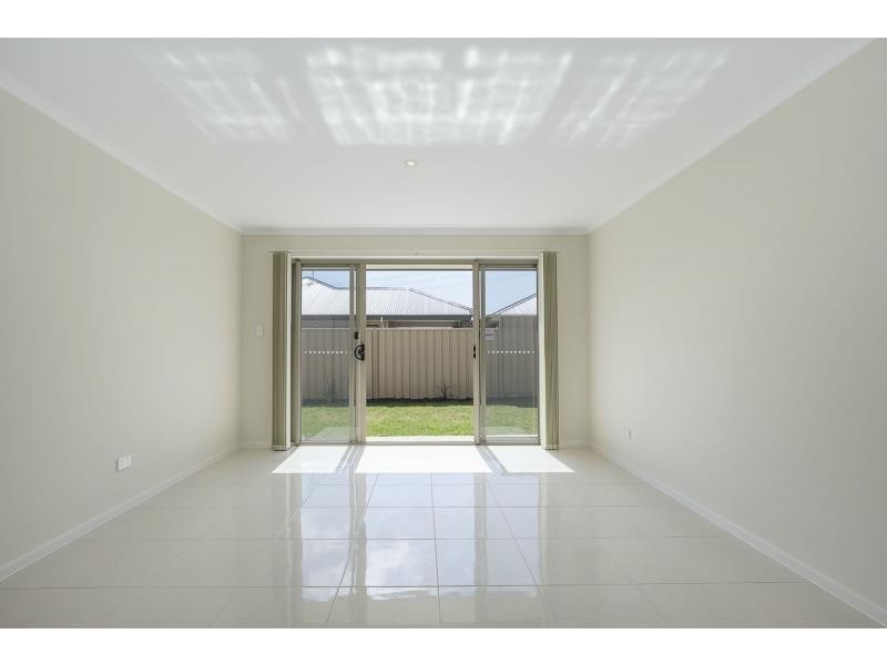 7 Cook Street, Seaford Meadows SA 5169