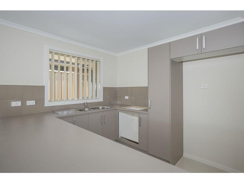 7 Cook Street, Seaford Meadows SA 5169