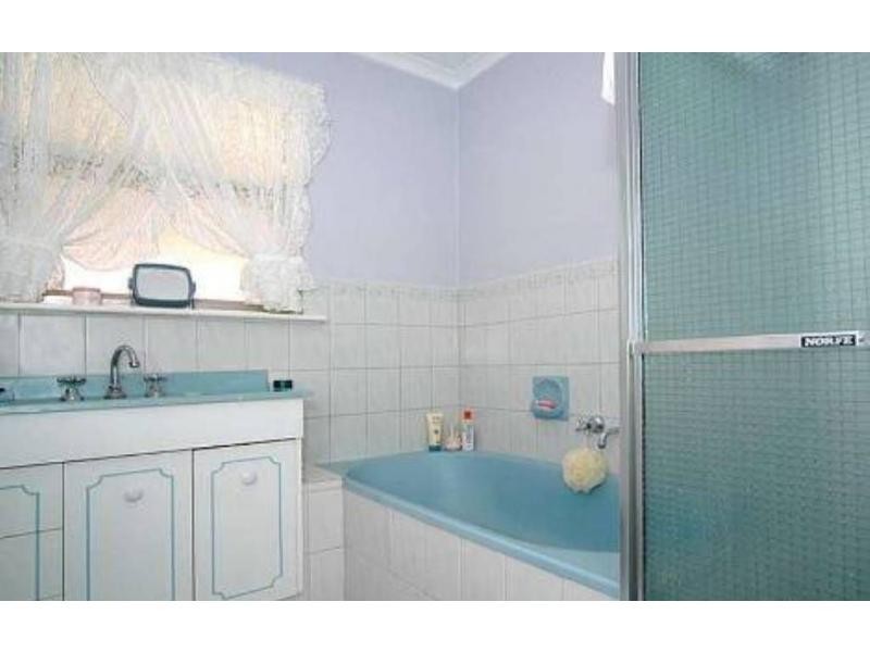 4 Maurine Terrace, Para Vista SA 5093