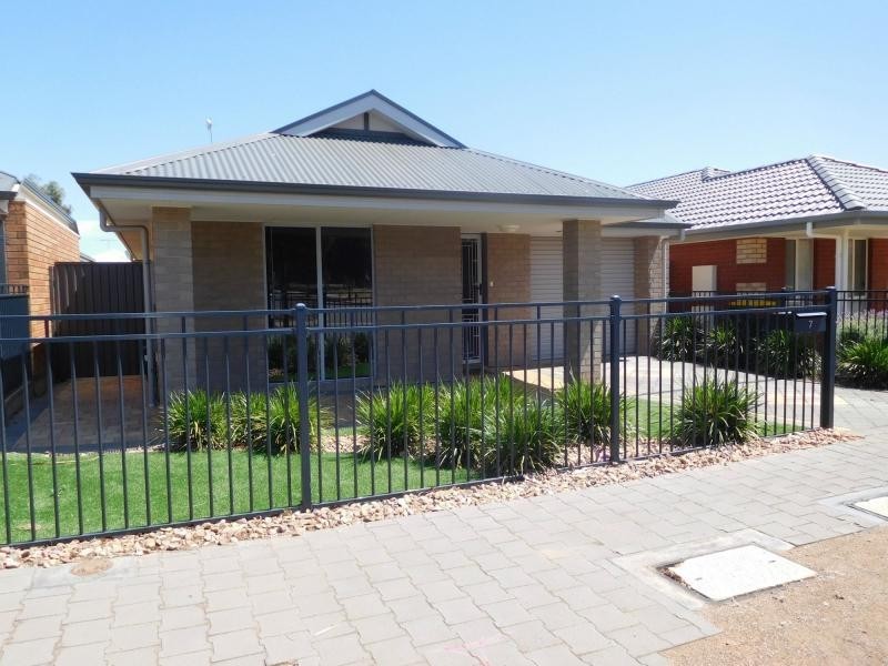 7 Major Street, Munno Para West SA 5115