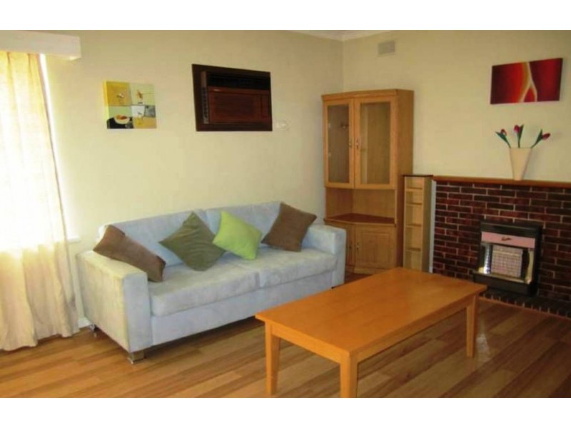 2/11 Ayredale Avenue St, Clearview SA 5085