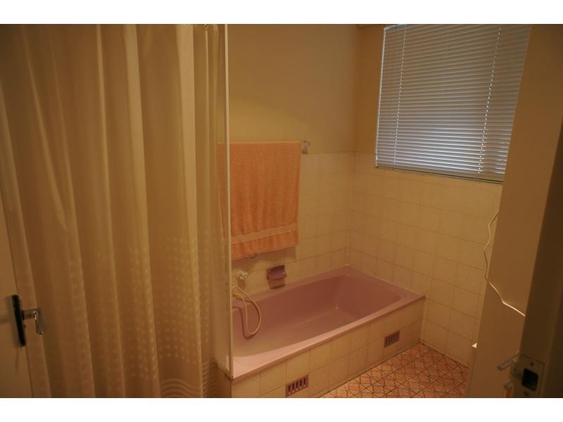 4 Brian Grove, Paradise SA 5075