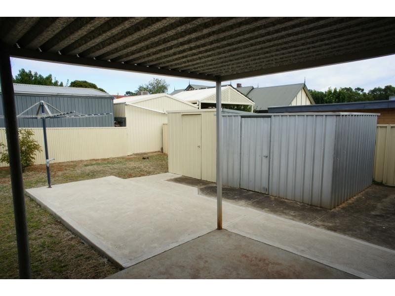 4 Brian Grove, Paradise SA 5075