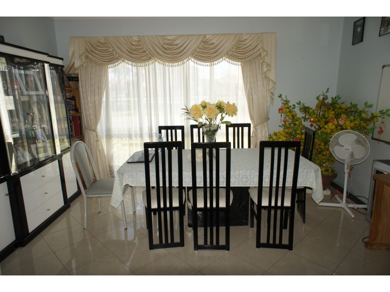 11 Greengate Lane, Mawson Lakes SA 5095