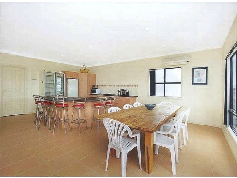 58 Arcadia Ave, Hindmarsh Island SA 5214