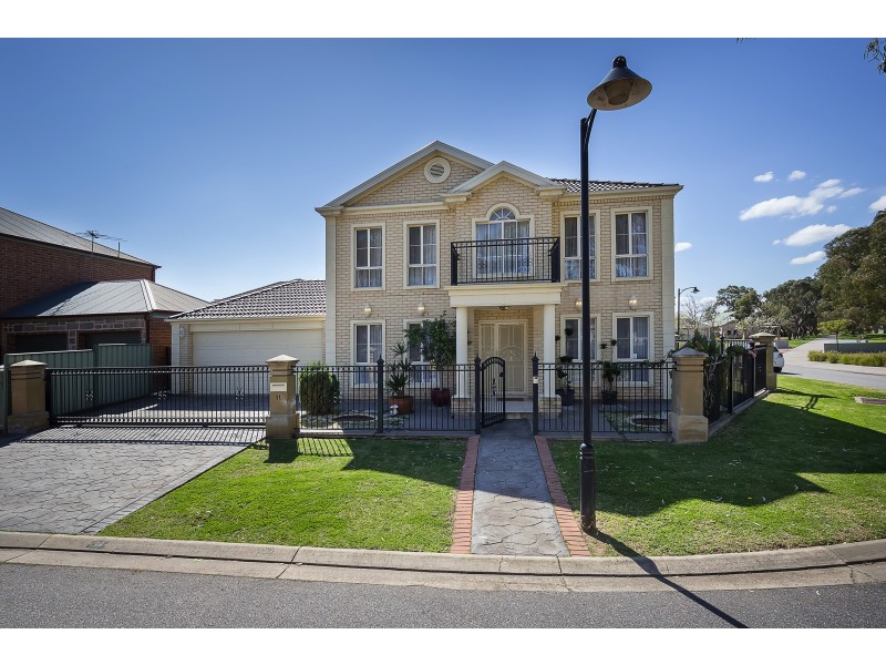 11 Greengate Lane, Mawson Lakes SA 5095