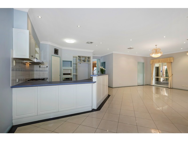 11 Greengate Lane, Mawson Lakes SA 5095