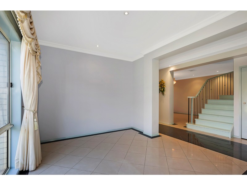 11 Greengate Lane, Mawson Lakes SA 5095