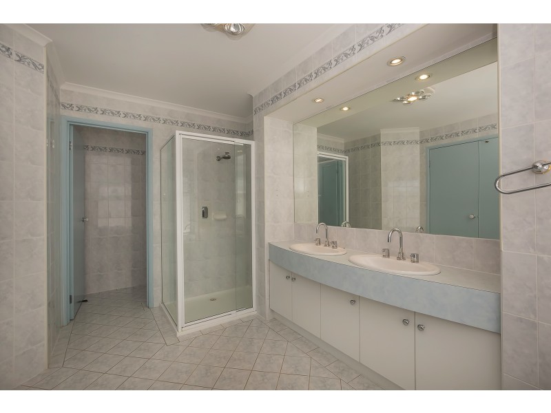 11 Greengate Lane, Mawson Lakes SA 5095