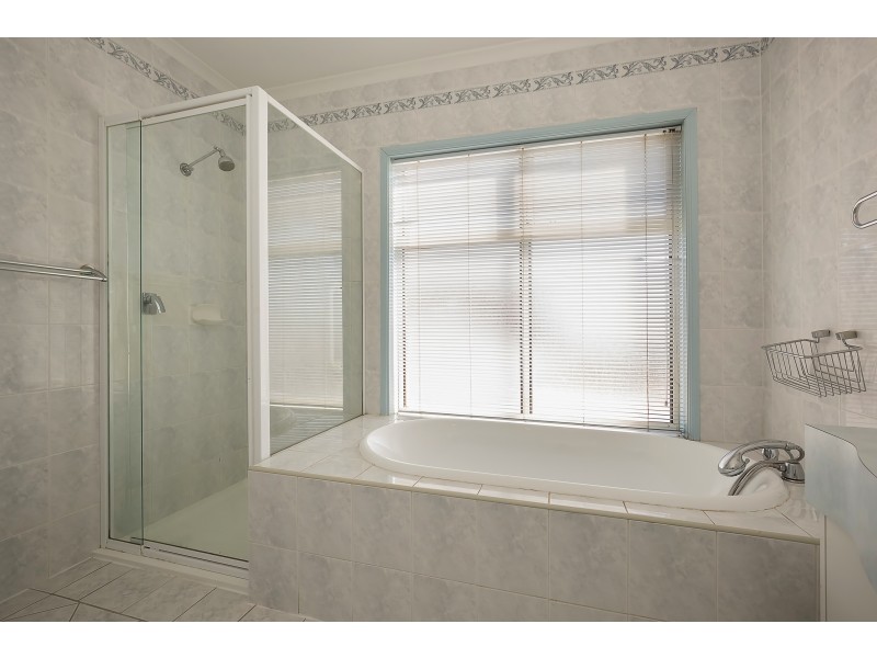 11 Greengate Lane, Mawson Lakes SA 5095