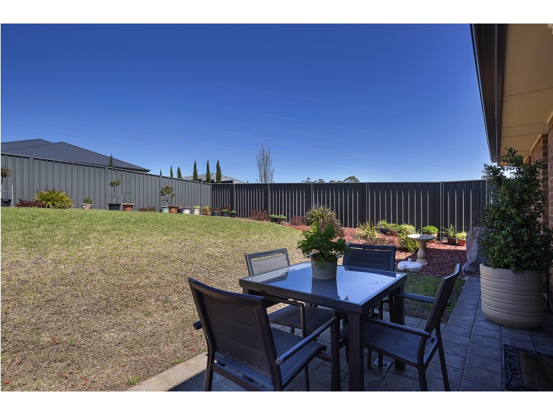 72 Bluestone Dr, Mount Barker SA 5251