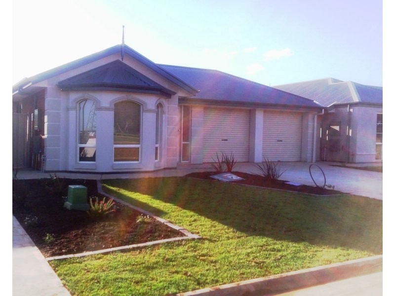 5 Lake Street, Parafield Gardens SA 5107