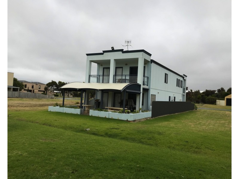 5 Ventura Place, Hindmarsh Island SA 5214