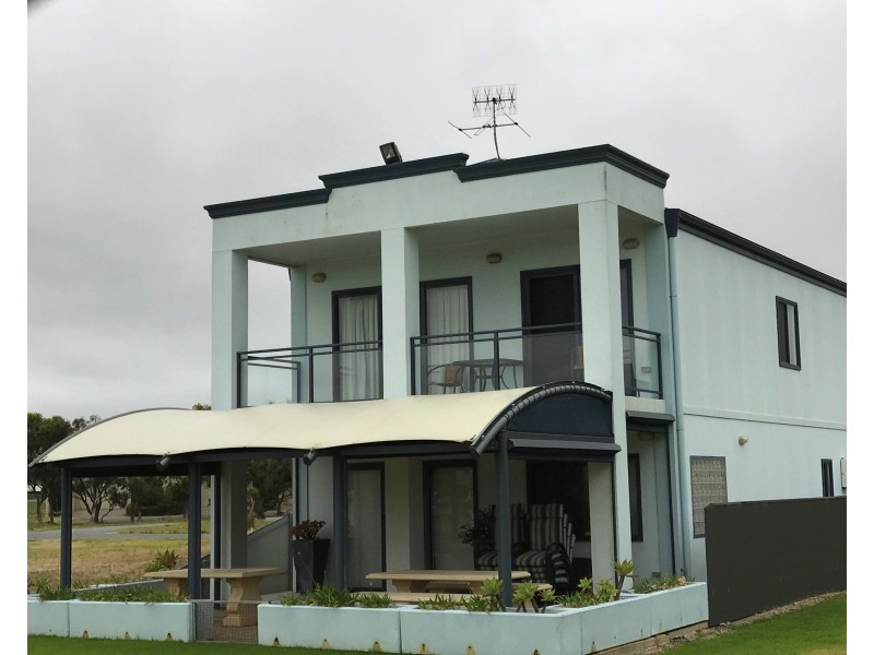 5 Ventura Place, Hindmarsh Island SA 5214