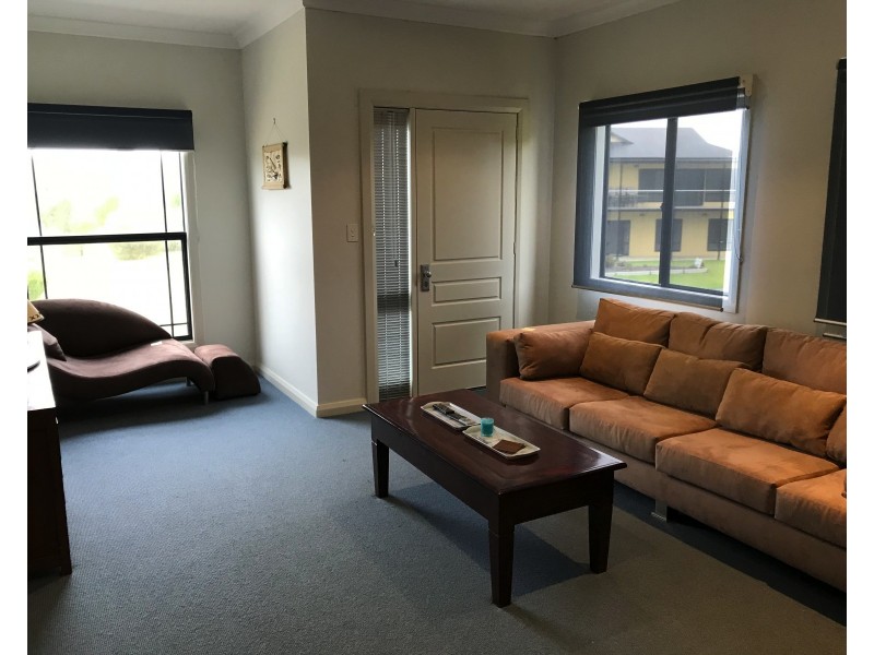 5 Ventura Place, Hindmarsh Island SA 5214