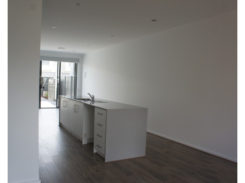 2/60 Montacute Rd, Hectorville SA 5073