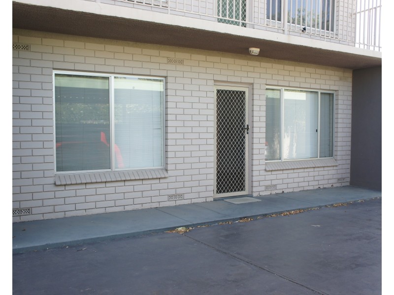 3/11A Alexander St, Largs Bay SA 5016