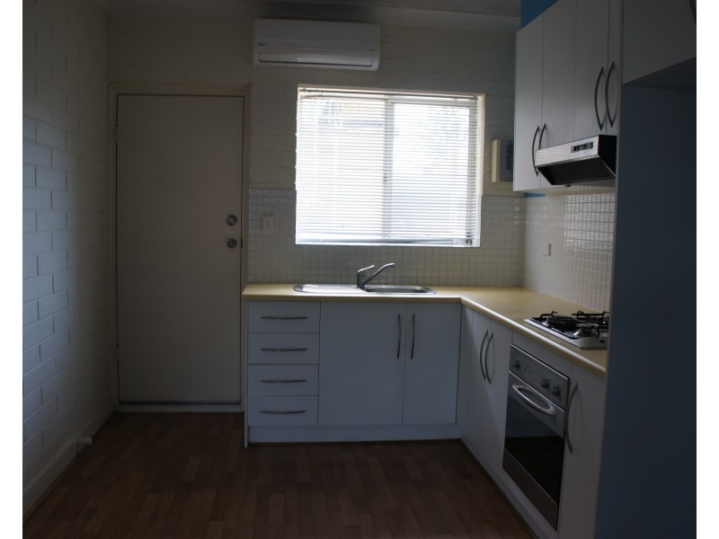 3/11A Alexander St, Largs Bay SA 5016