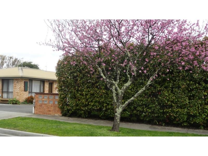 unit 7/35-37 Snow Street, Newnham TAS 7248