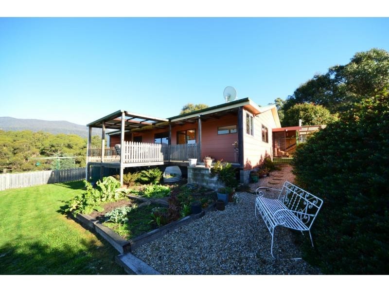 121 Boons Road, Blackwood Creek TAS 7301