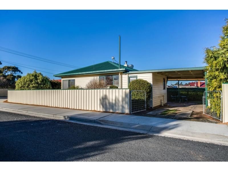 2 King Street, Cressy TAS 7302