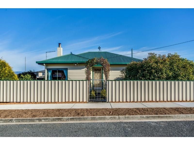 2 King Street, Cressy TAS 7302