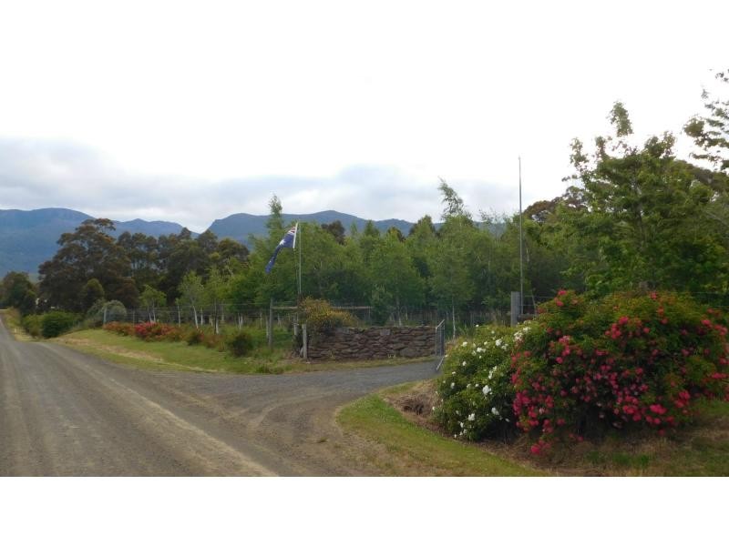78 Hop Valley Road, Blackwood Creek TAS 7301