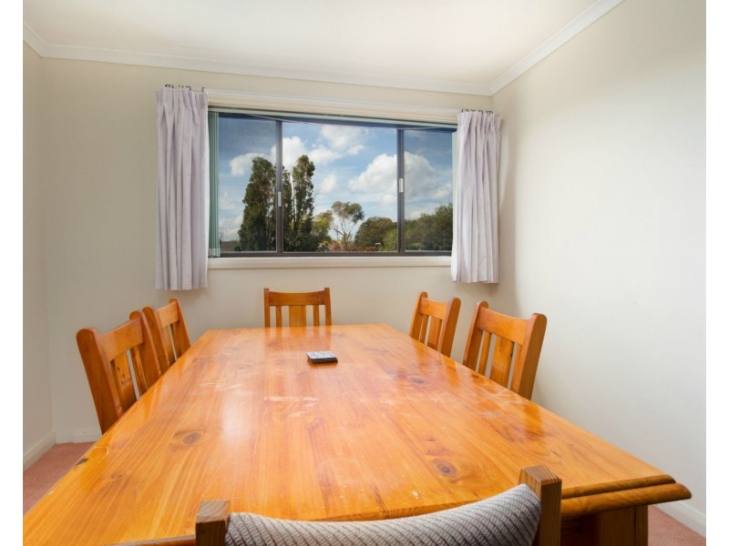 5 Teal Court, Newnham TAS 7248