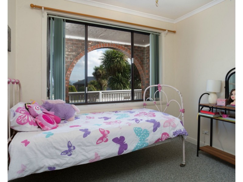 5 Teal Court, Newnham TAS 7248