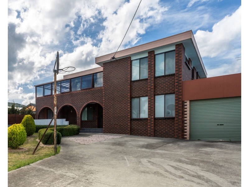 5 Teal Court, Newnham TAS 7248