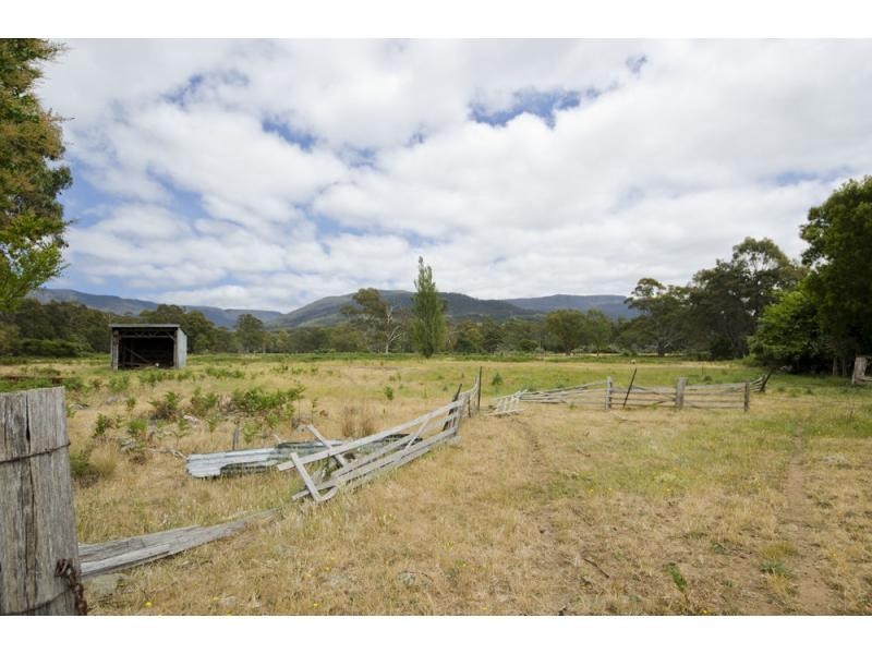 258 Hop Valley Road, Blackwood Creek TAS 7301