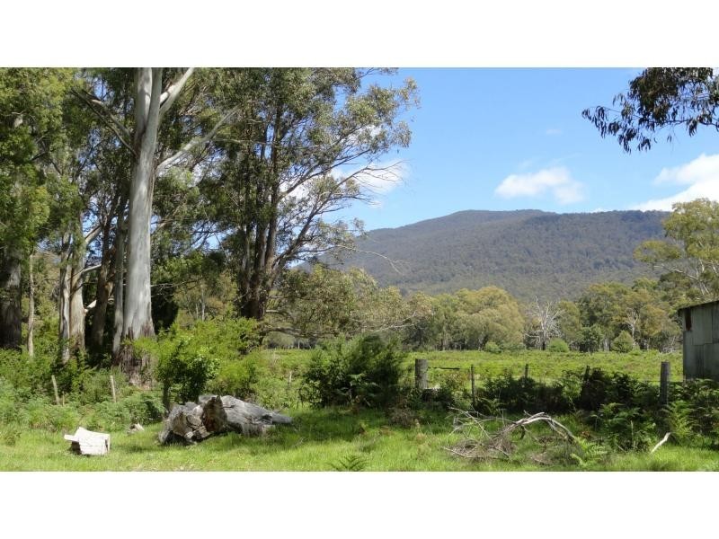 258 Hop Valley Road, Blackwood Creek TAS 7301