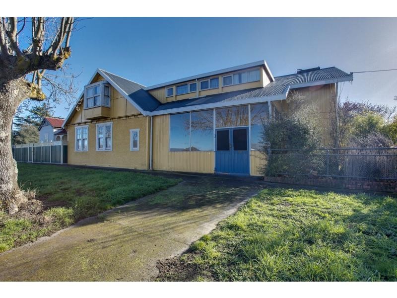4 Queen Street, Campbell Town TAS 7210