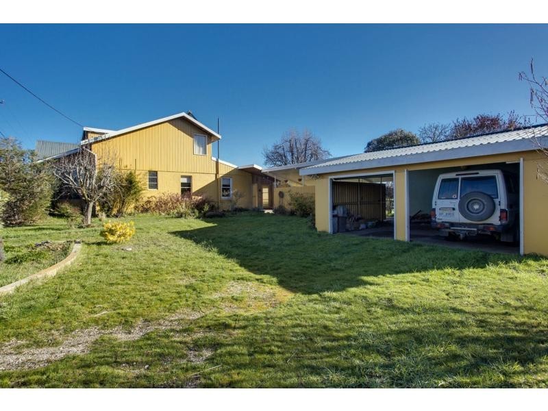 4 Queen Street, Campbell Town TAS 7210