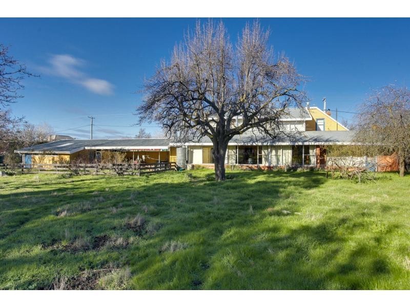 4 Queen Street, Campbell Town TAS 7210