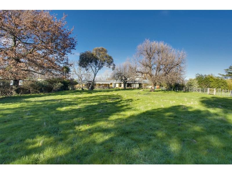4 Queen Street, Campbell Town TAS 7210
