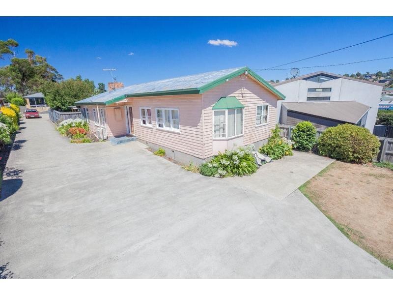 Unit 1 & 2/2B Carr Street, Kings Meadows TAS 7249