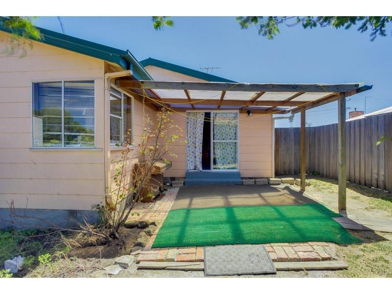 Unit 1 & 2/2B Carr Street, Kings Meadows TAS 7249