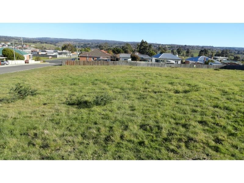 1 Regnans Close, St Leonards TAS 7250