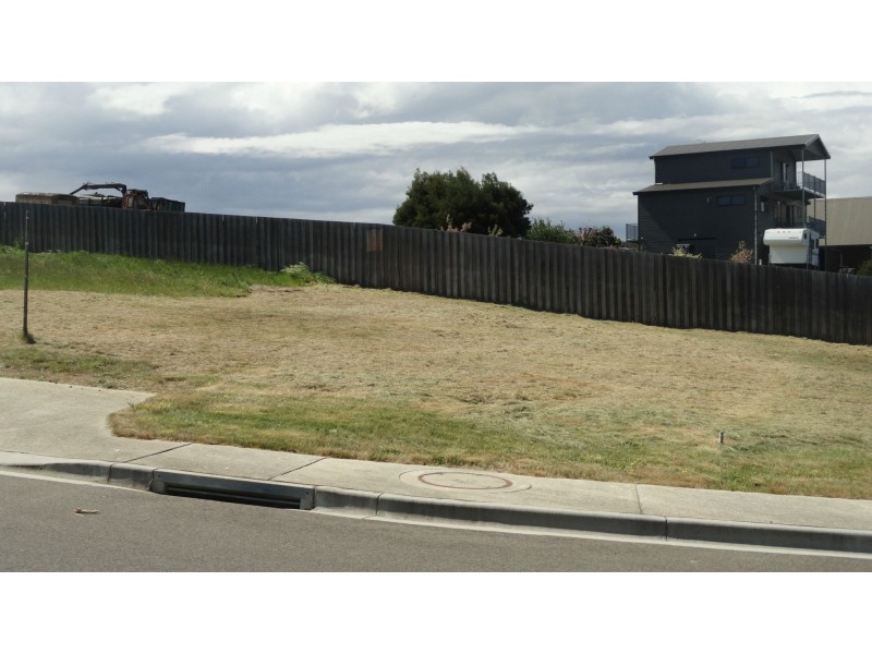 2 Regnans Close, St Leonards TAS 7250
