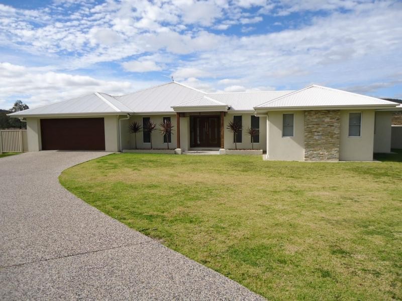 25 Alice Street, Stanthorpe QLD 4380