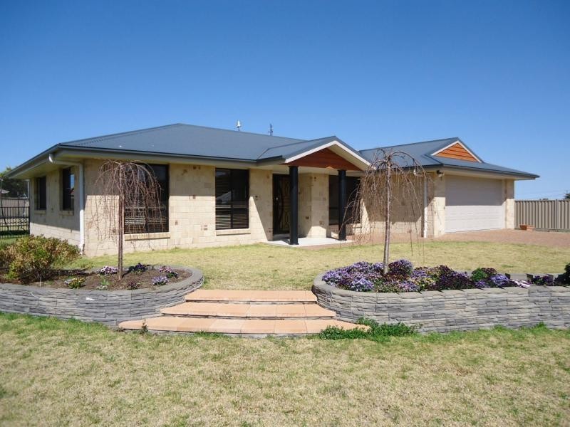 25A Harris Street, Stanthorpe QLD 4380